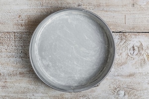 Preparazione Torta di farina gialla allo yogurt - Fase 2