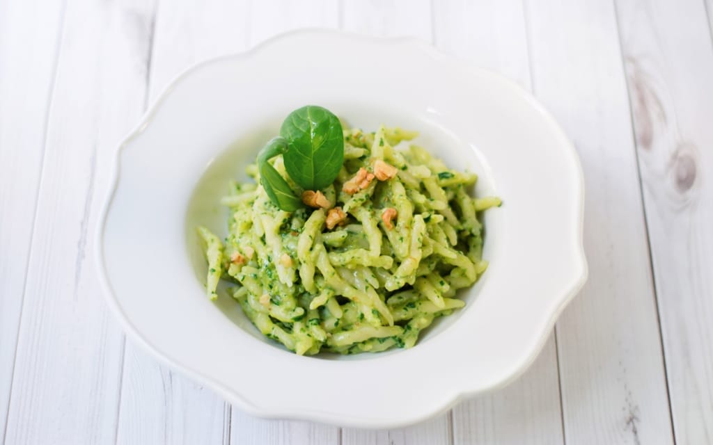 Trofie al pesto di noci e spinaci