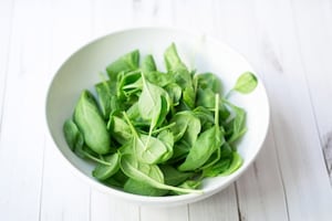 Preparazione Trofie al pesto di noci e spinaci - Fase 1