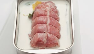 Preparazione Arrosto di vitello al latte con purè di carote - Fase 1