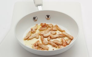 Preparazione Caesar salad al pollo - Fase 1