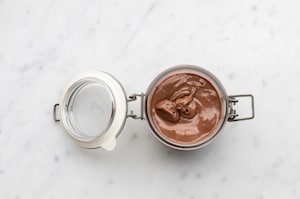 Preparazione Crema di nocciole e cioccolato - Fase 2