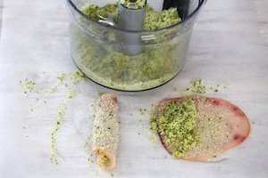 Preparazione Involtini di spada con salmoriglio e insalata - Fase 3