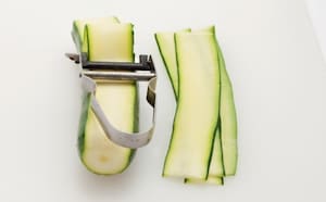 Preparazione Pasta alla Norma con le zucchine - Fase 1