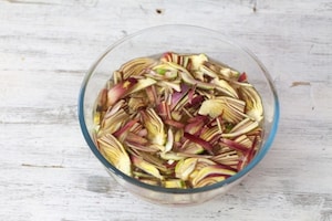 Preparazione Pescatrice al limone con carciofi - Fase 1