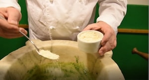 Preparazione Pesto alla genovese - Fase 4