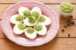 Preparazione Antipasto di uova sode ripiene - Fase 4