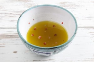 Preparazione Insalata di salmone fresco - Fase 1