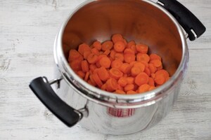 Preparazione Crema di carote e cozze - Fase 1