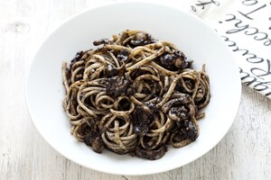 Preparazione Pasta al nero di seppia - Fase 3