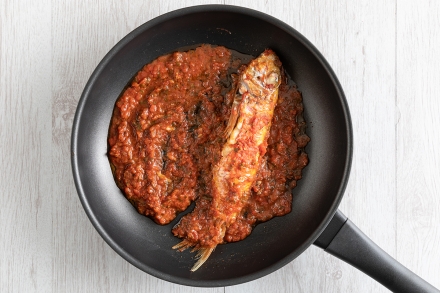 Preparazione Pasta al sugo di triglie - Fase 1 Preparazione Pasta al sugo di triglie - Fase 1