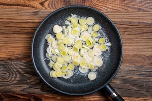 Preparazione Polenta con funghi porcini - Fase 3