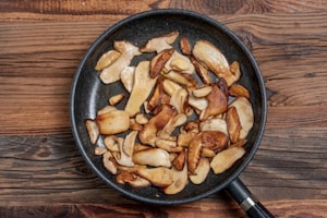 Preparazione Polenta con funghi porcini - Fase 3