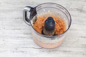 Preparazione Salmone con ragù di zucchine - Fase 3