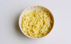 Preparazione Sformato di tagliatelle con pancetta e formaggio - Fase 2