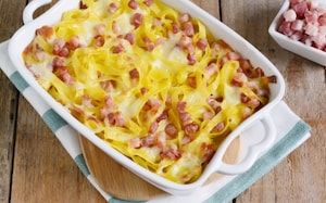 Preparazione Sformato di tagliatelle con pancetta e formaggio - Fase 3