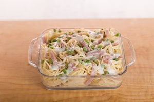 Preparazione Spaghettini gratinati al prosciutto - Fase 2