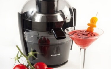 Cocktail di pomodoro e crema di balsamico con albicocche disidratate