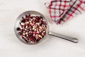 Preparazione Gnocchi al radicchio e zafferano - Fase 1
