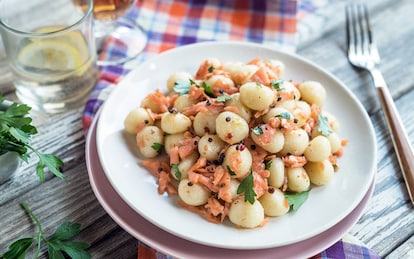 Gnocchi al salmone e doppio pepe