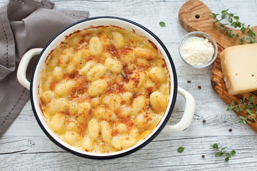 Gratin di gnocchi alla crema di formaggi ricetta