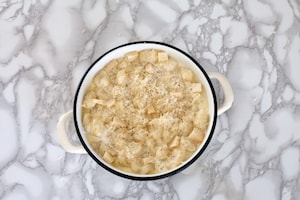 Preparazione Gratin di gnocchi alla crema di formaggi - Fase 2
