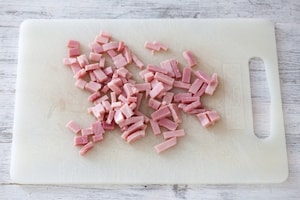 Preparazione Gratin di tagliolini panna e prosciutto - Fase 1