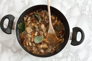 Preparazione Lasagne alla crema di grana e funghi - Fase 3