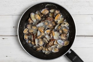 Preparazione Risotto ai frutti di mare - Fase 3