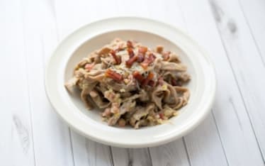 Tagliatelle di castagne, pancetta e pecorino