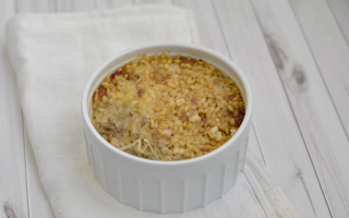 Timballo d’orzo con salsiccia e mozzarella Timballo d’orzo con salsiccia e mozzarella