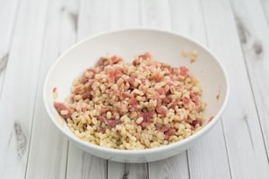 Preparazione Timballo d’orzo con salsiccia e mozzarella - Fase 1
