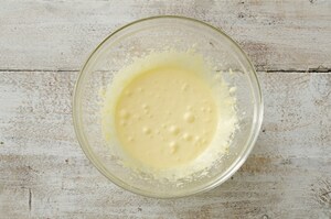 Preparazione Torta di nocciole senza lievito - Fase 1