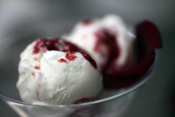 Gelato di rose e lamponi ricetta