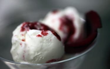 Gelato di rose e lamponi