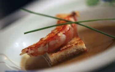 Gamberi con bisque al porto