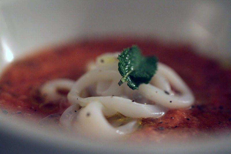 Gazpacho alla menta e calamari  ricetta
