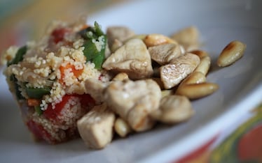 Cous Cous alle verdure con pollo alle mandorle