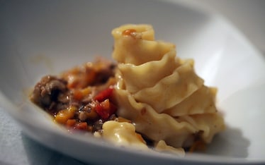 Mafaldine con ragù di coniglio e zucca