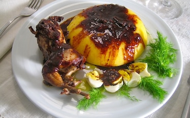 Quaglia in riduzione di aceto balsamico sulla polenta
