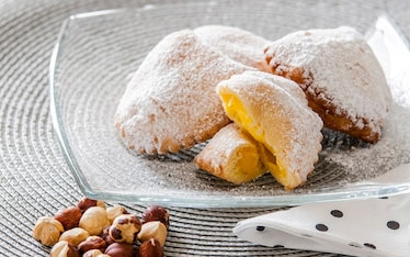 Tortellini fritti alla crema