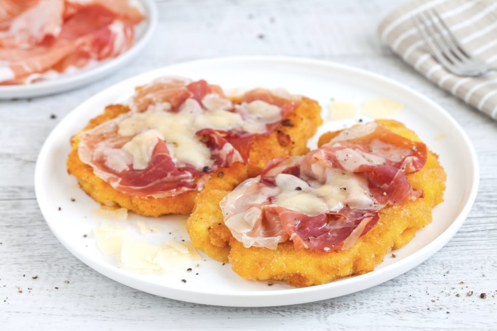 Cotoletta alla bolognese ricetta