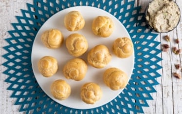 Bignè salati ripieni