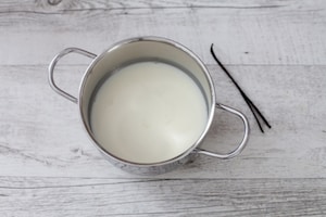 Preparazione Bavarese alle fragole - Fase 1