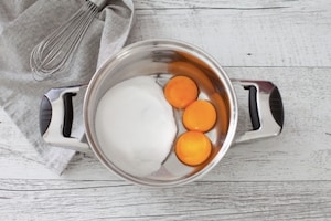 Preparazione Bavarese alle fragole - Fase 1