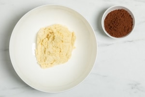 Preparazione Torta marmorizzata al limone - Fase 2