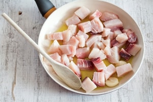 Preparazione Bocconcini di spada al pomodoro - Fase 2