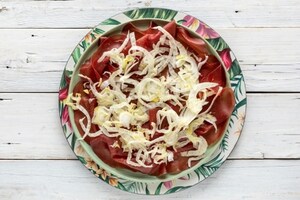 Preparazione Bresaola con scaglie di grana, ﬁnocchi e mela verde - Fase 1