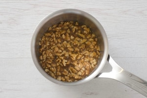 Preparazione Torta brisée di noci all’americana - Fase 2