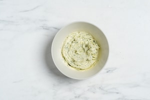 Preparazione Burro composto alla maitre d'hotel - Fase 2